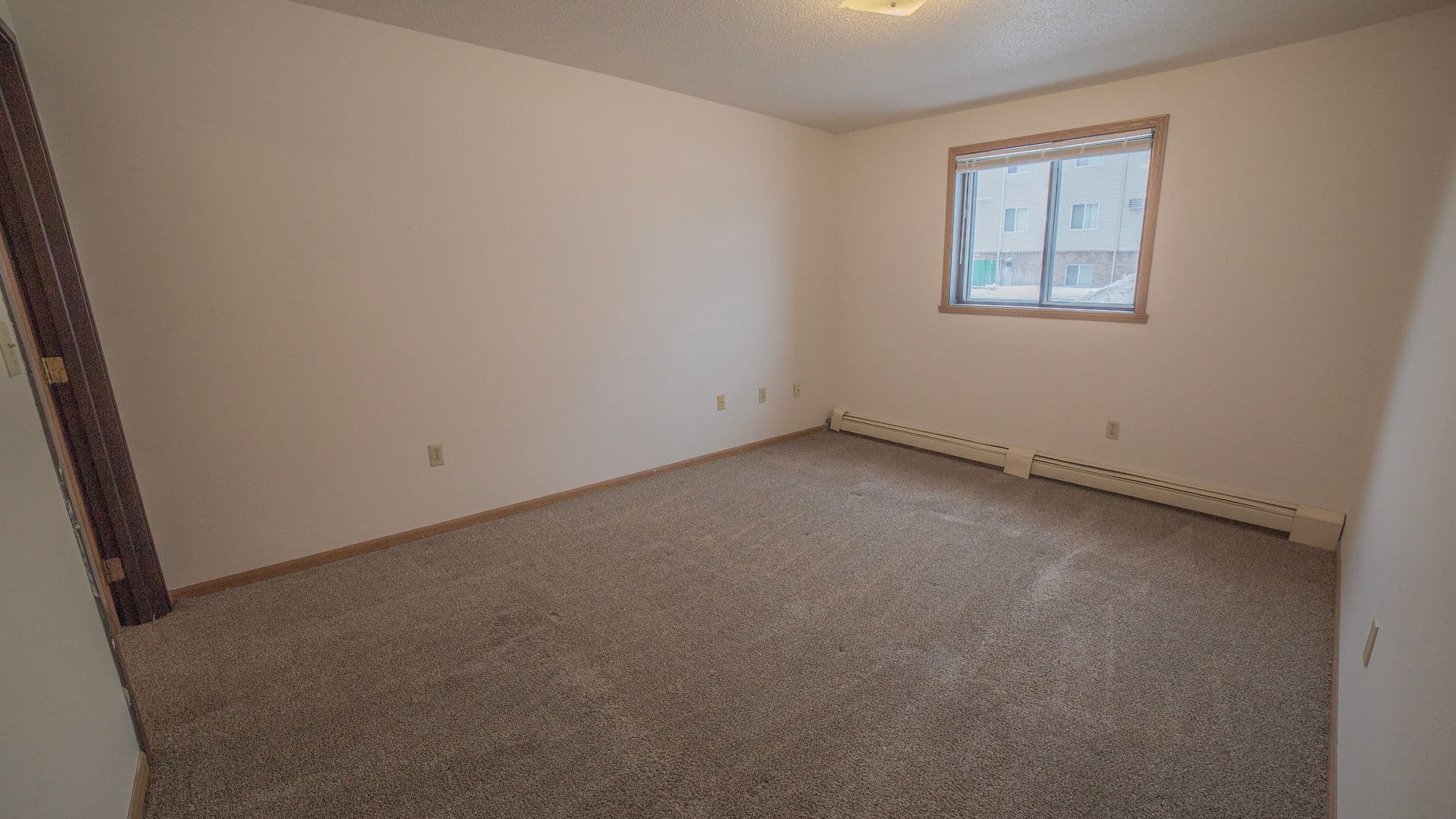 Fargo Apartment: 3100-3120 33rd St S