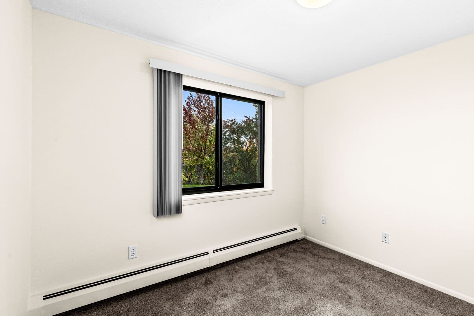 Duluth Apartment: 502 N. Oak Bend Dr