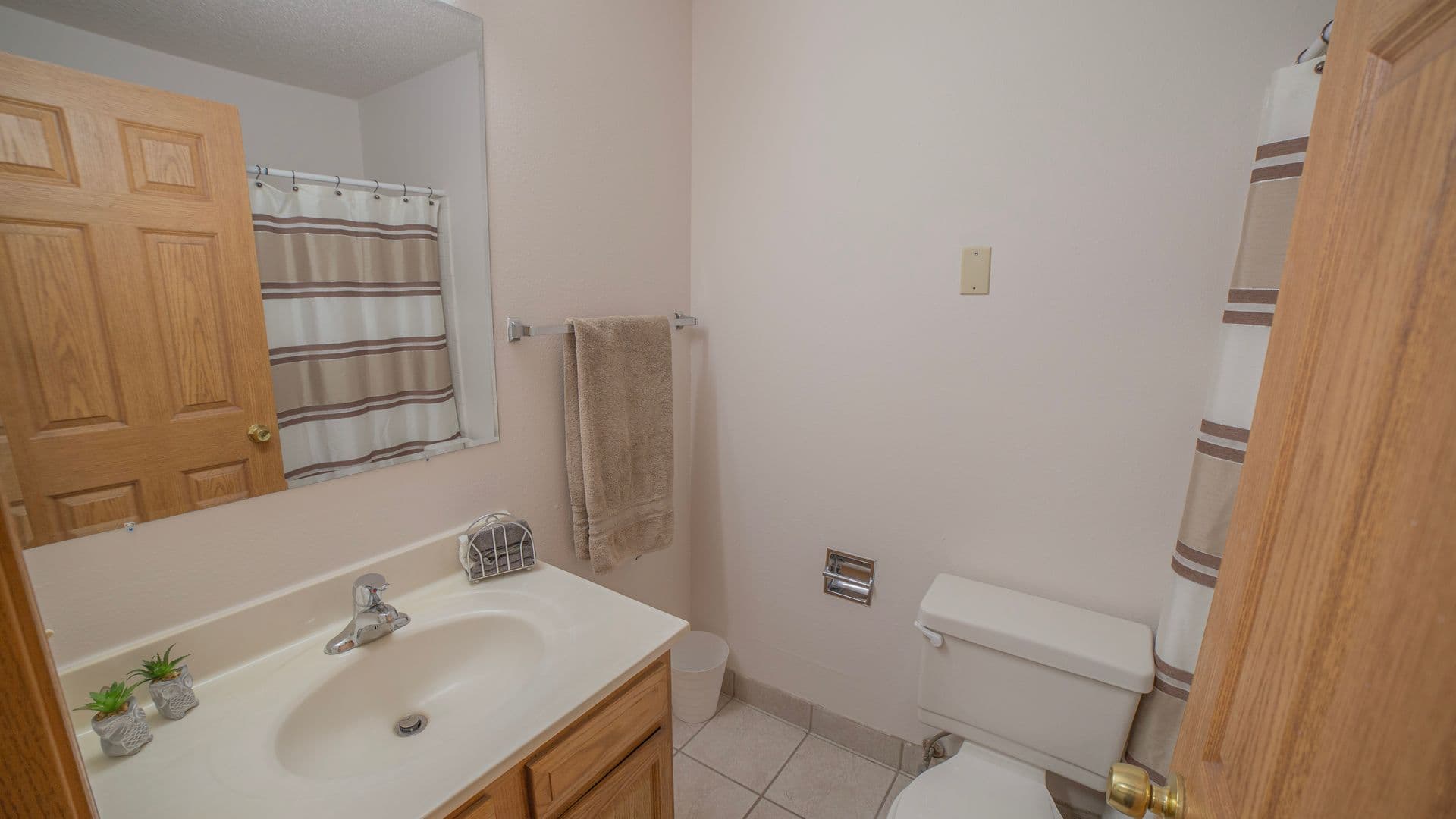Fargo Apartment: 2542 Villa Dr S
