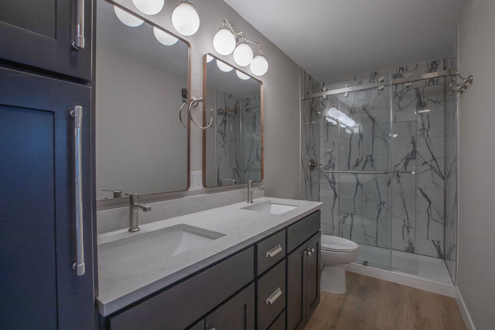 Excelsior Apartment: 322 Lake Street