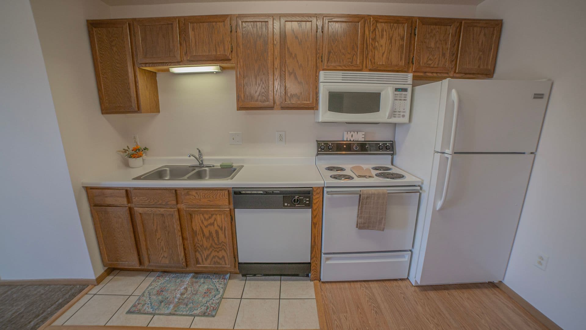 Fargo Apartment: 1414 35th Street South