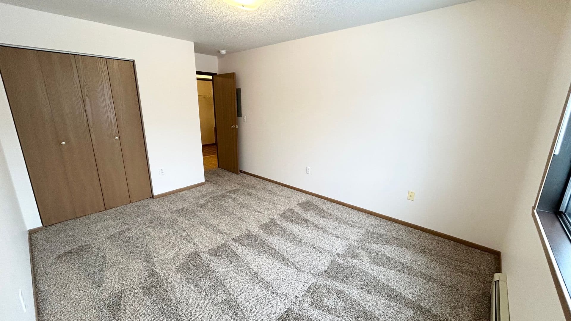Fargo Apartment: 1414 35th Street South