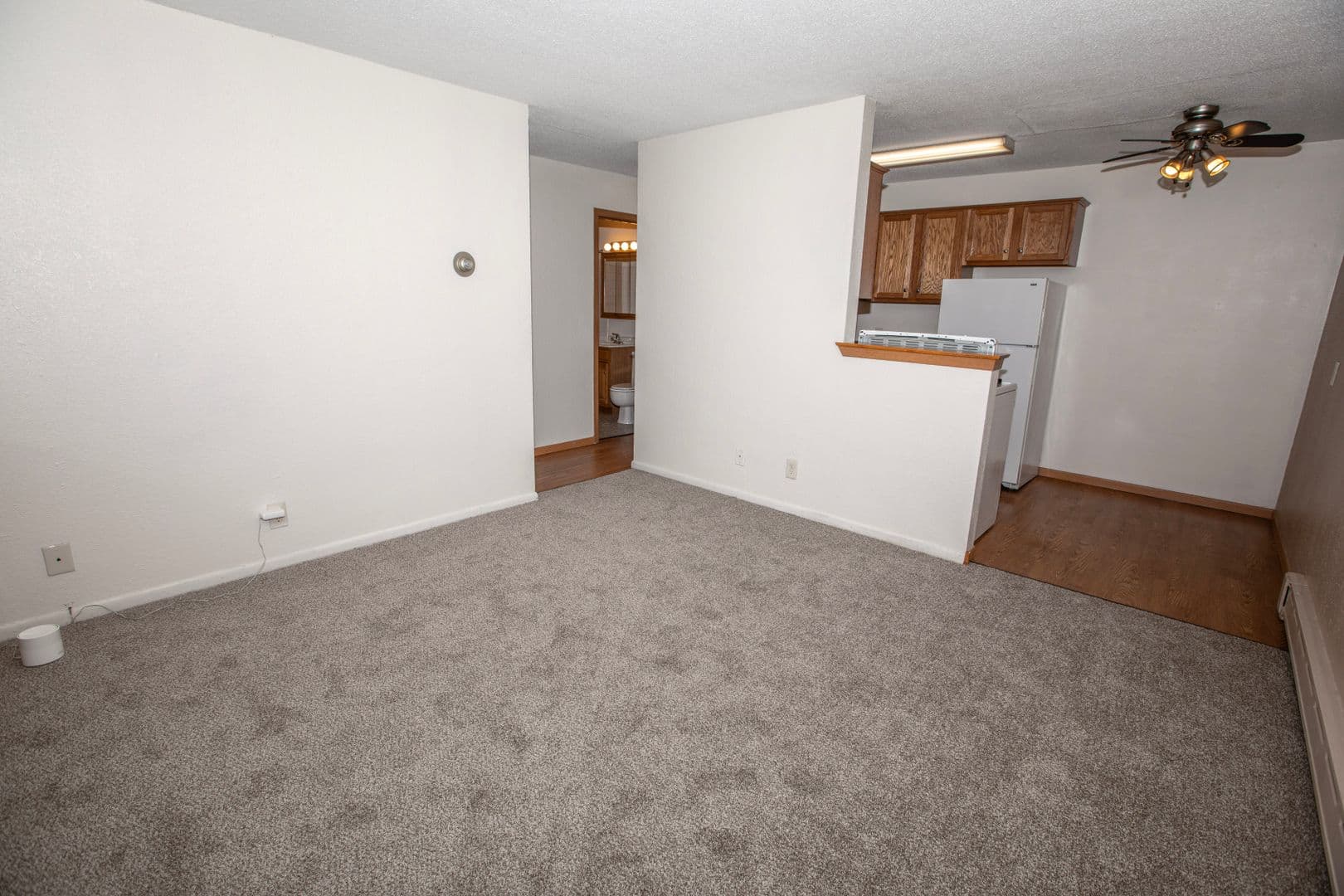 Minneapolis Apartment: 3431 Dupont Ave South