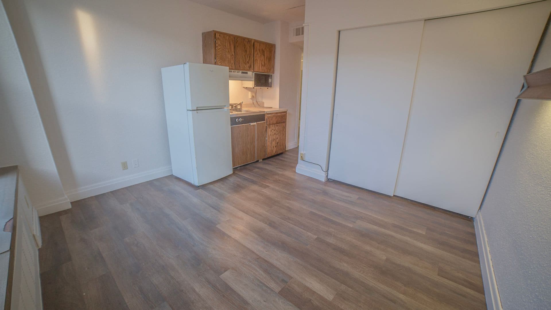 Fargo Apartment: 26 Robert St N.