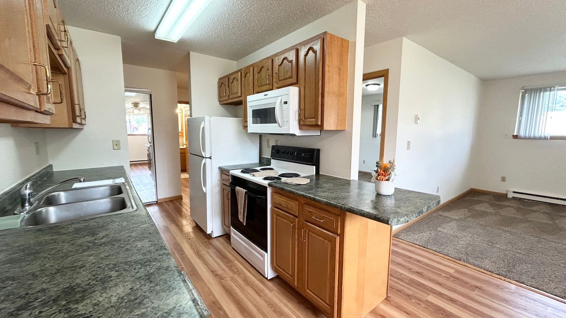 Fargo Apartment: 2542 Villa Dr S