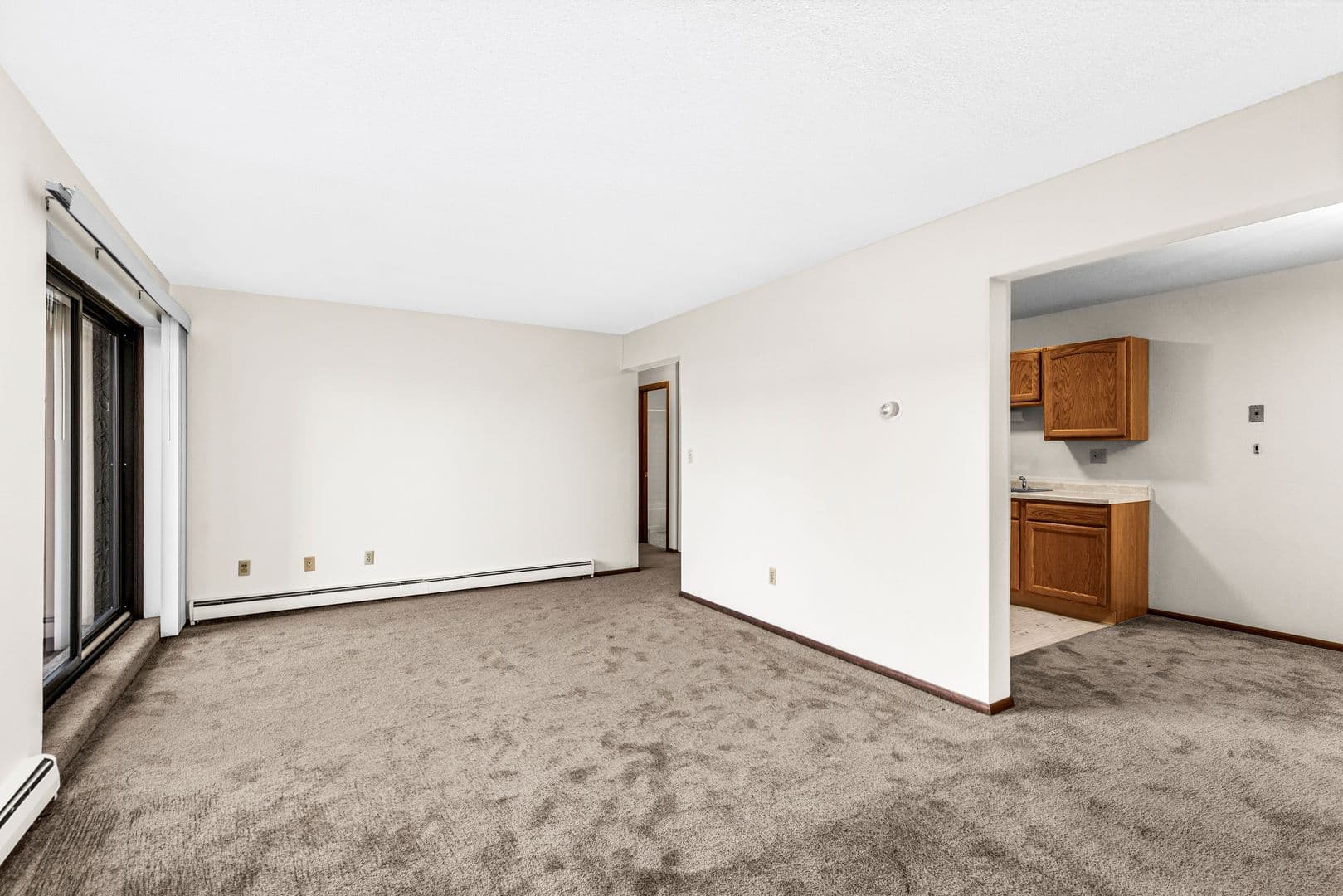 Duluth Apartment: 502 N. Oak Bend Dr