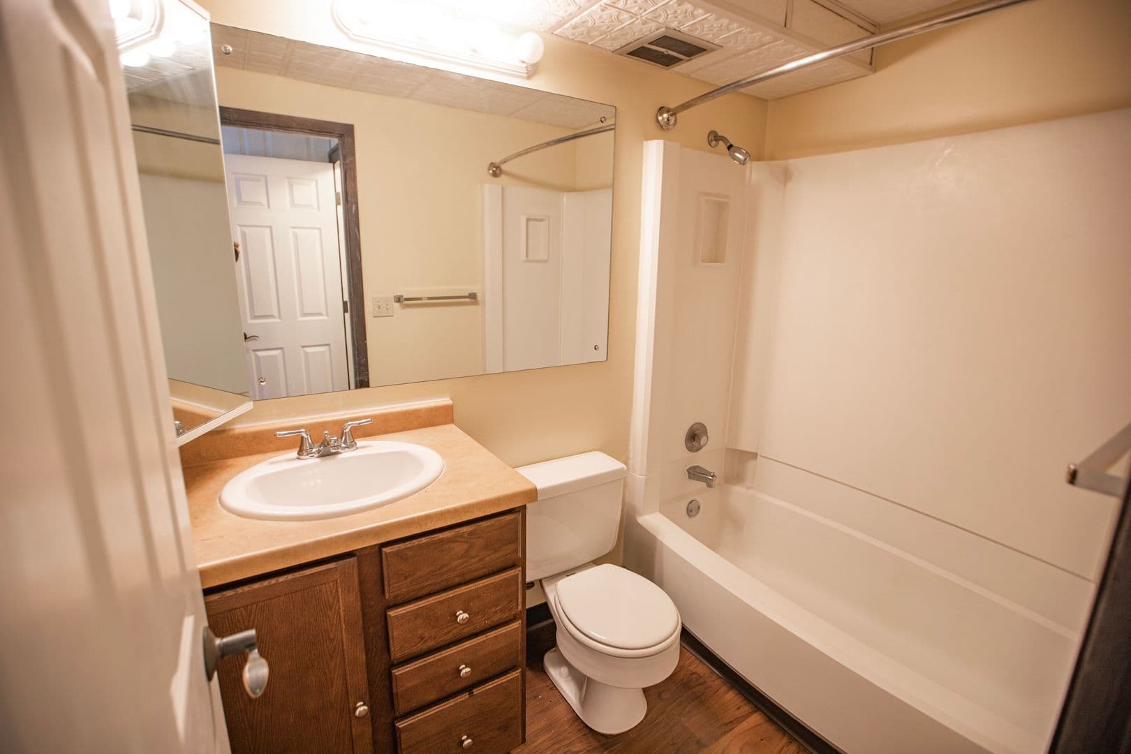 Minneapolis Apartment: 3535 Bryant Ave South