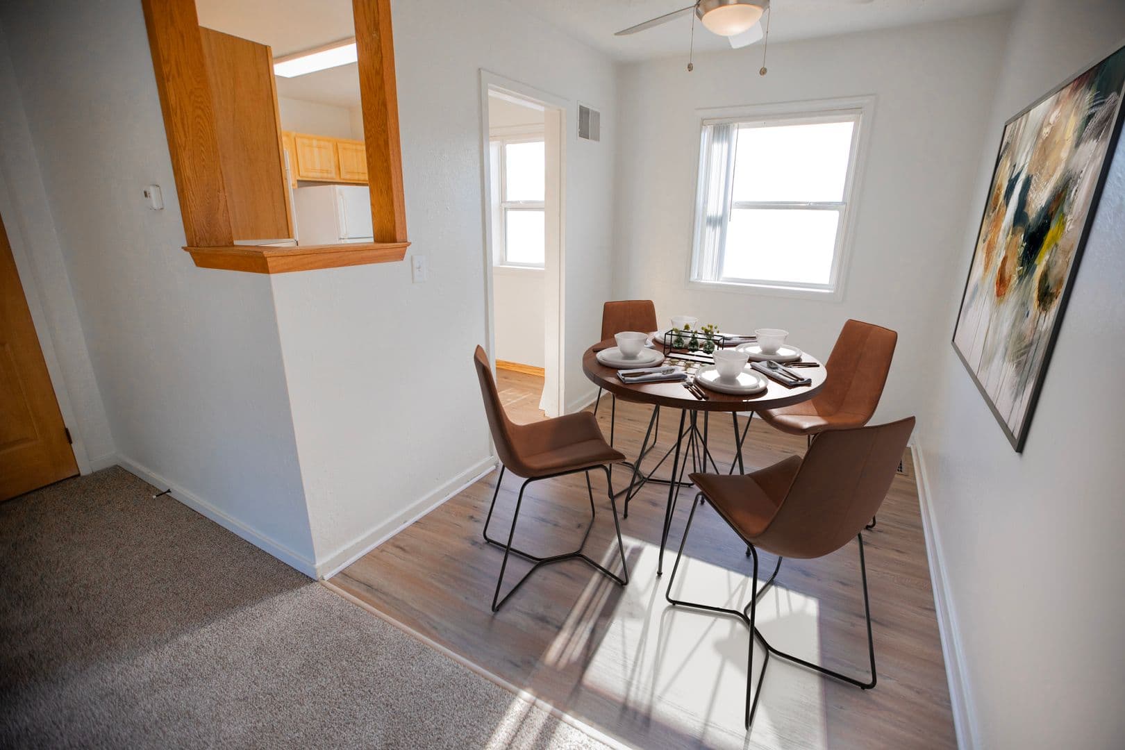 Minneapolis Apartment: 33 East Wentworth Court