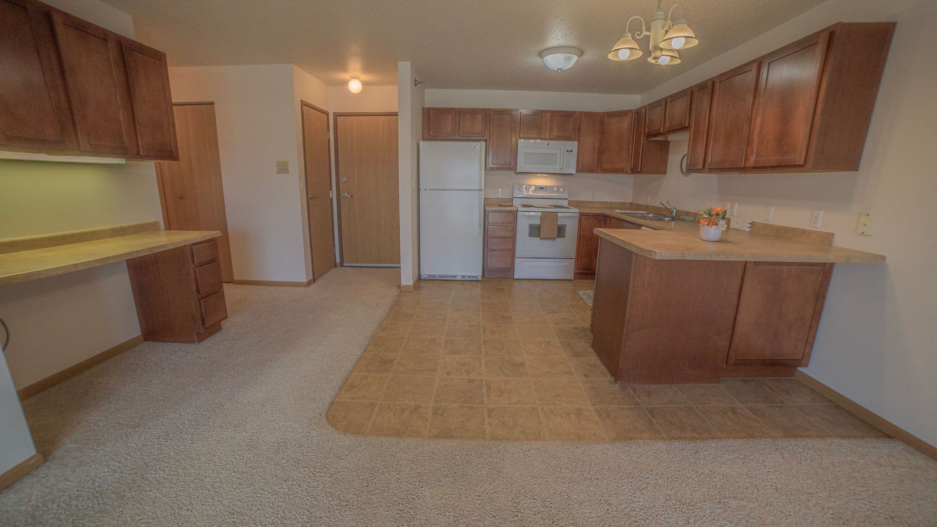Moorhead Apartment: 800-810 41st Ave South