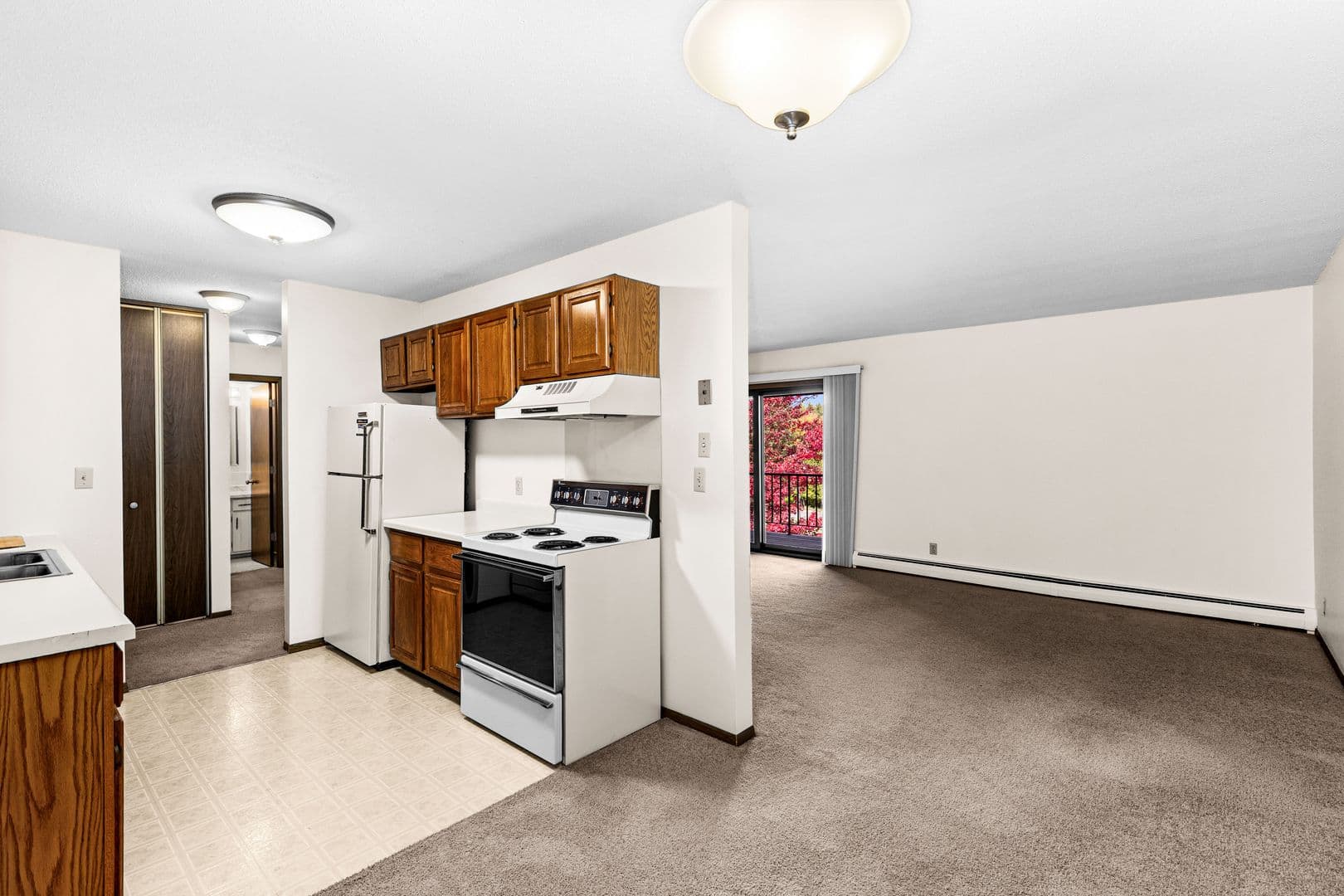 Duluth Apartment: 502 N. Oak Bend Dr