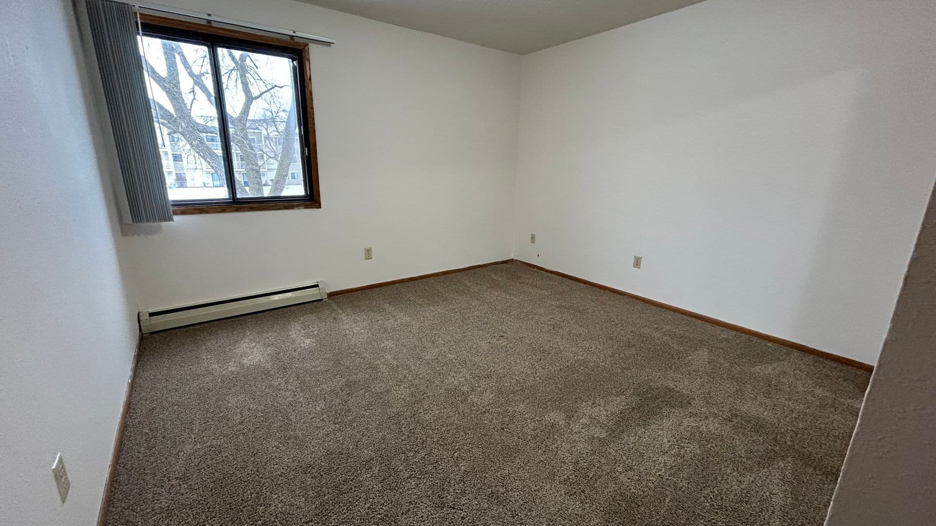 Fargo Apartment: 2542 Villa Dr S