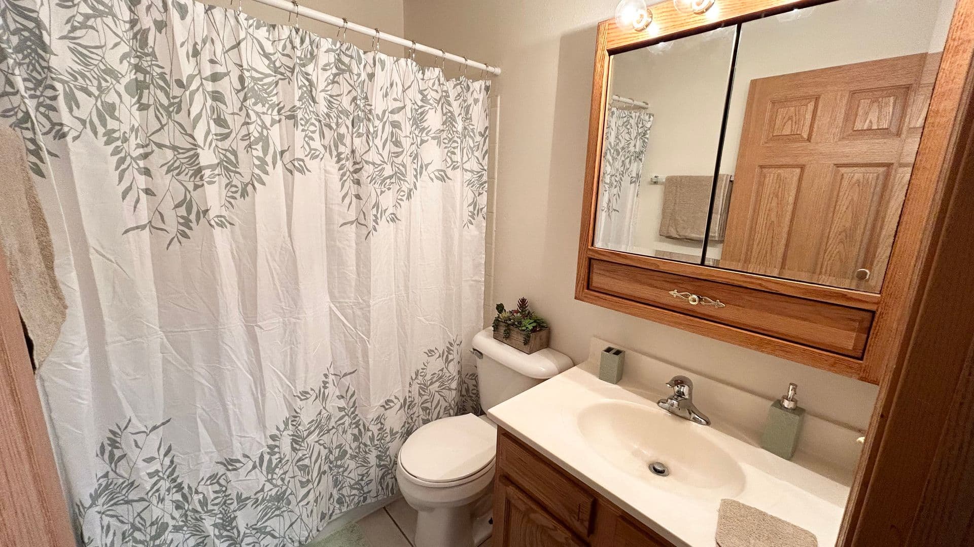 Fargo Apartment: 2542 Villa Dr S