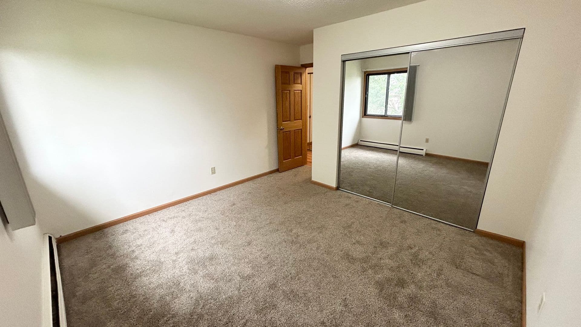 Fargo Apartment: 2542 Villa Dr S