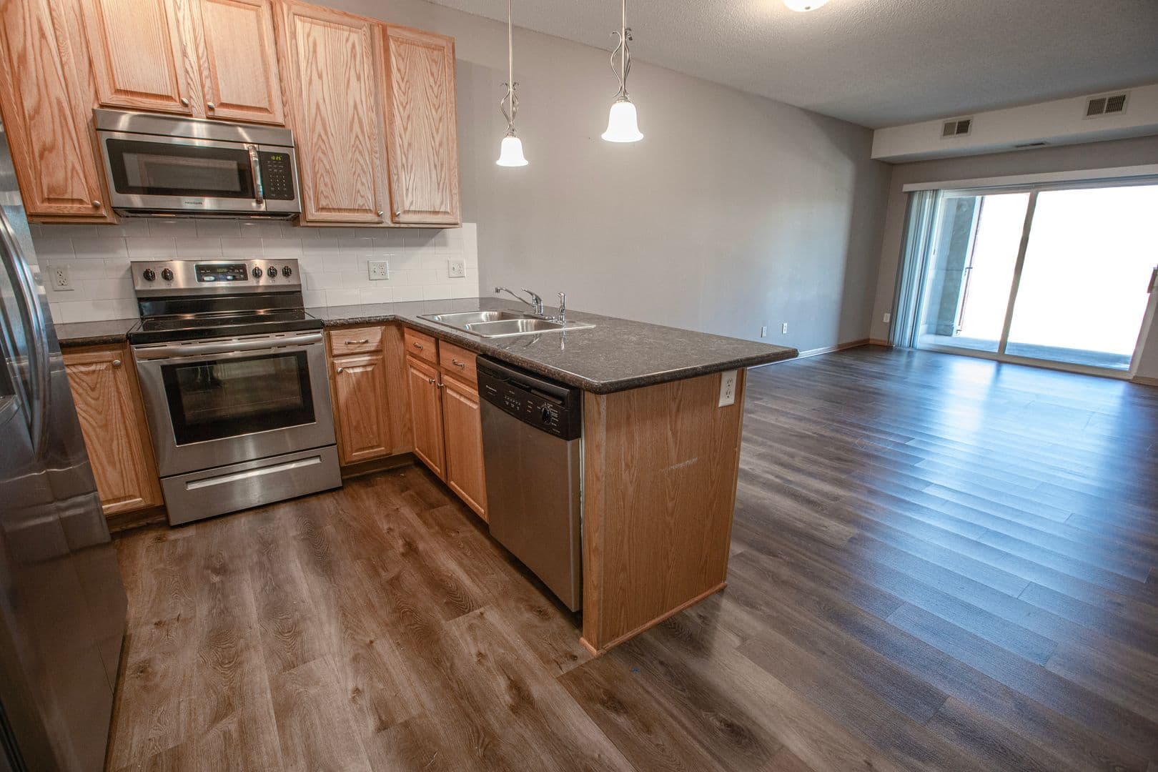Elk River Apartment: 633 Main Street NW