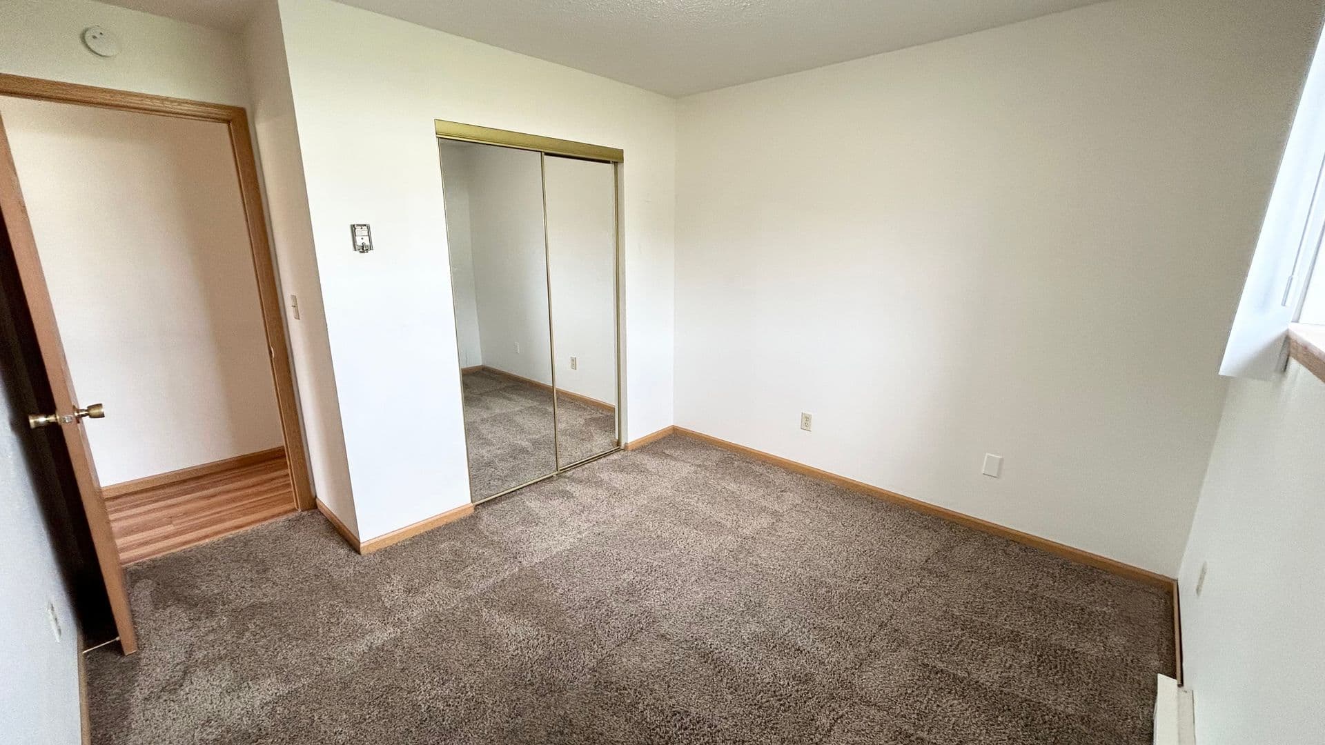 Fargo Apartment: 2542 Villa Dr S