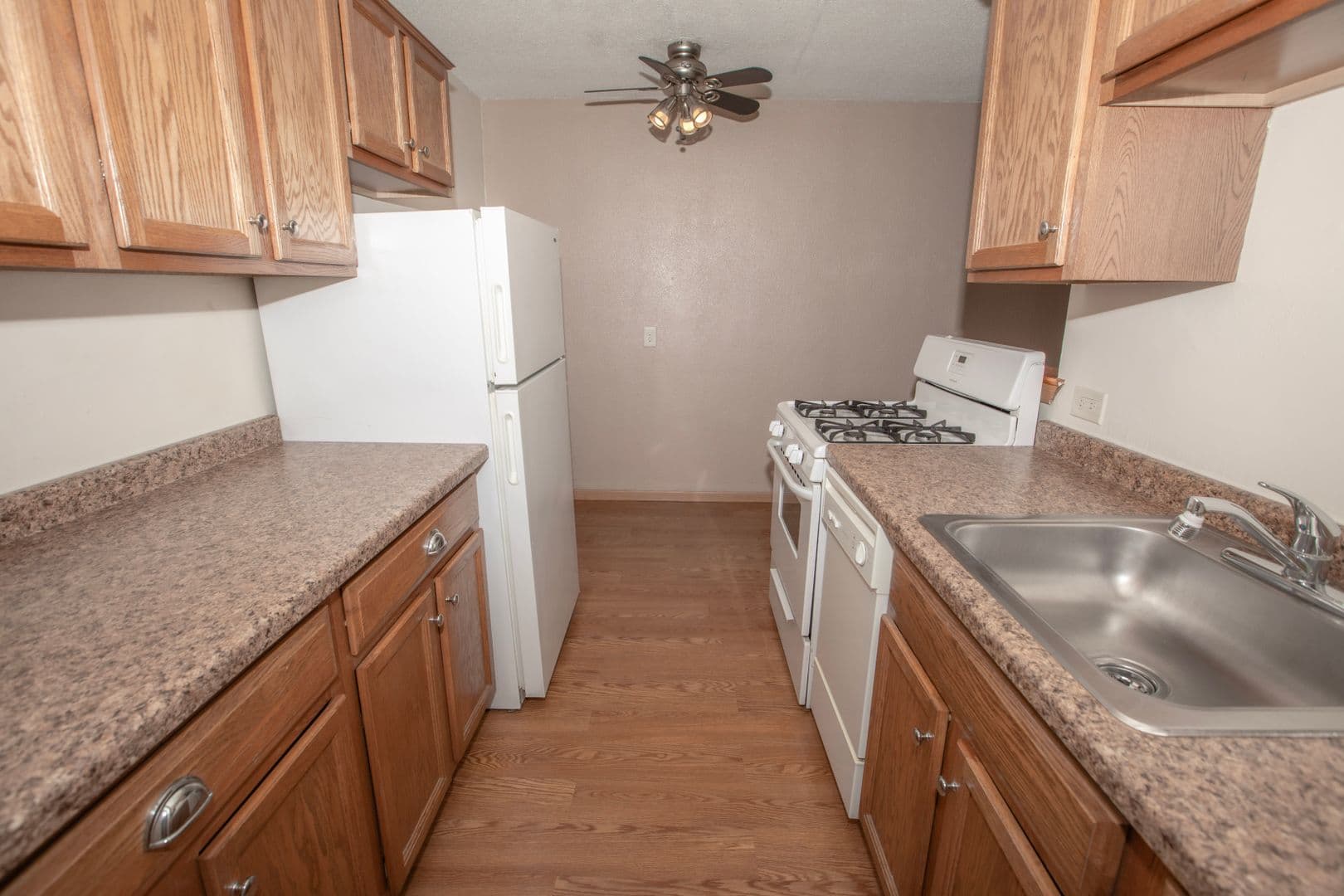 Minneapolis Apartment: 3431 Dupont Ave South