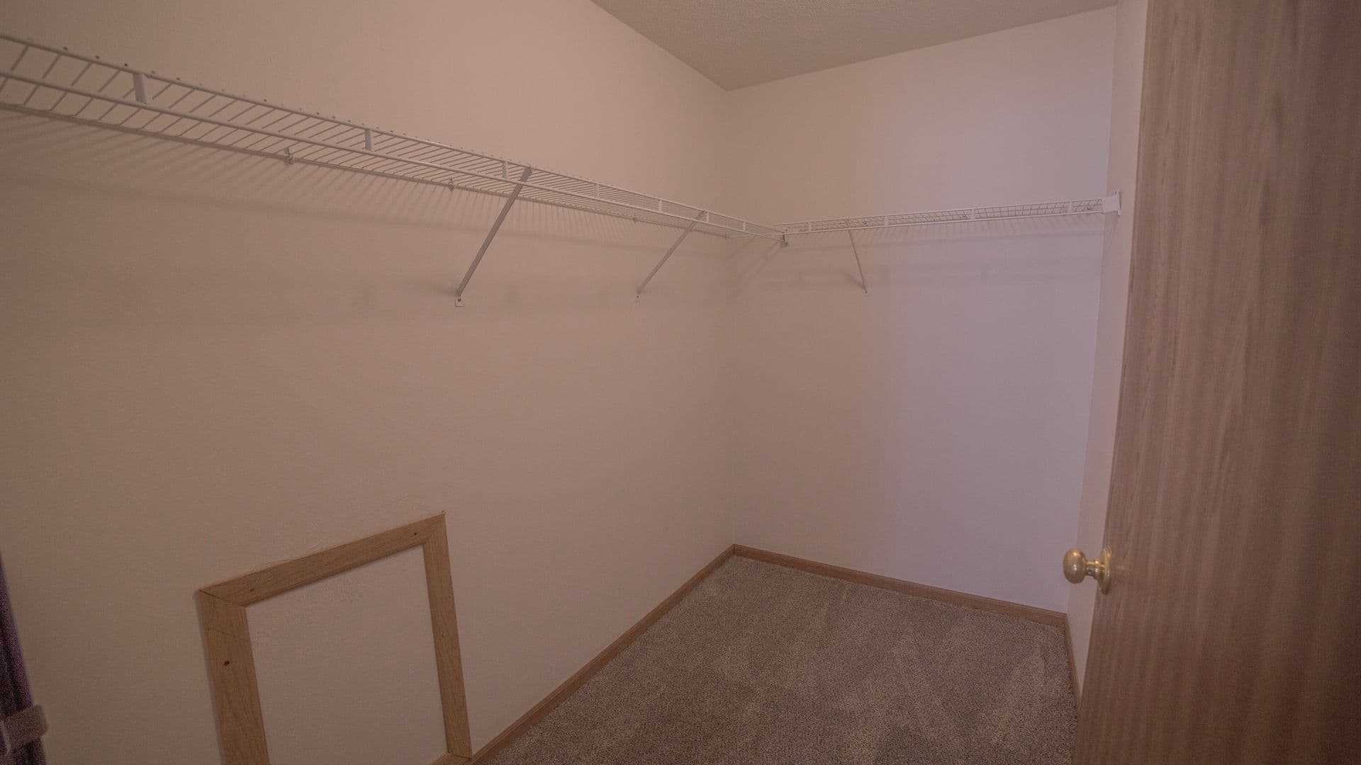 Fargo Apartment: 3100-3120 33rd St S