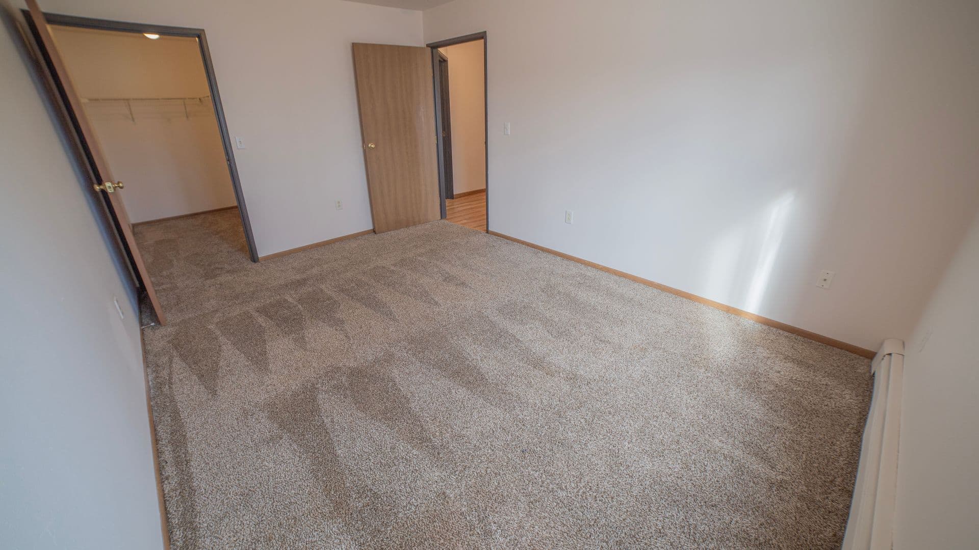 Fargo Apartment: 1414 35th Street South