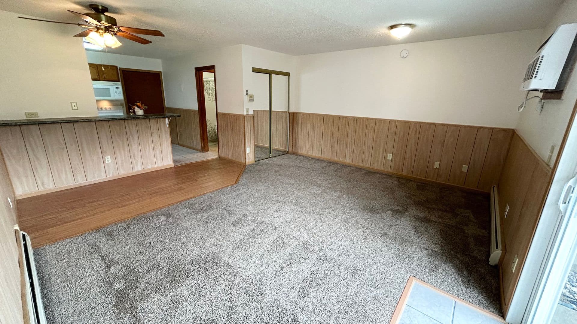 Fargo Apartment: 2542 Villa Dr S