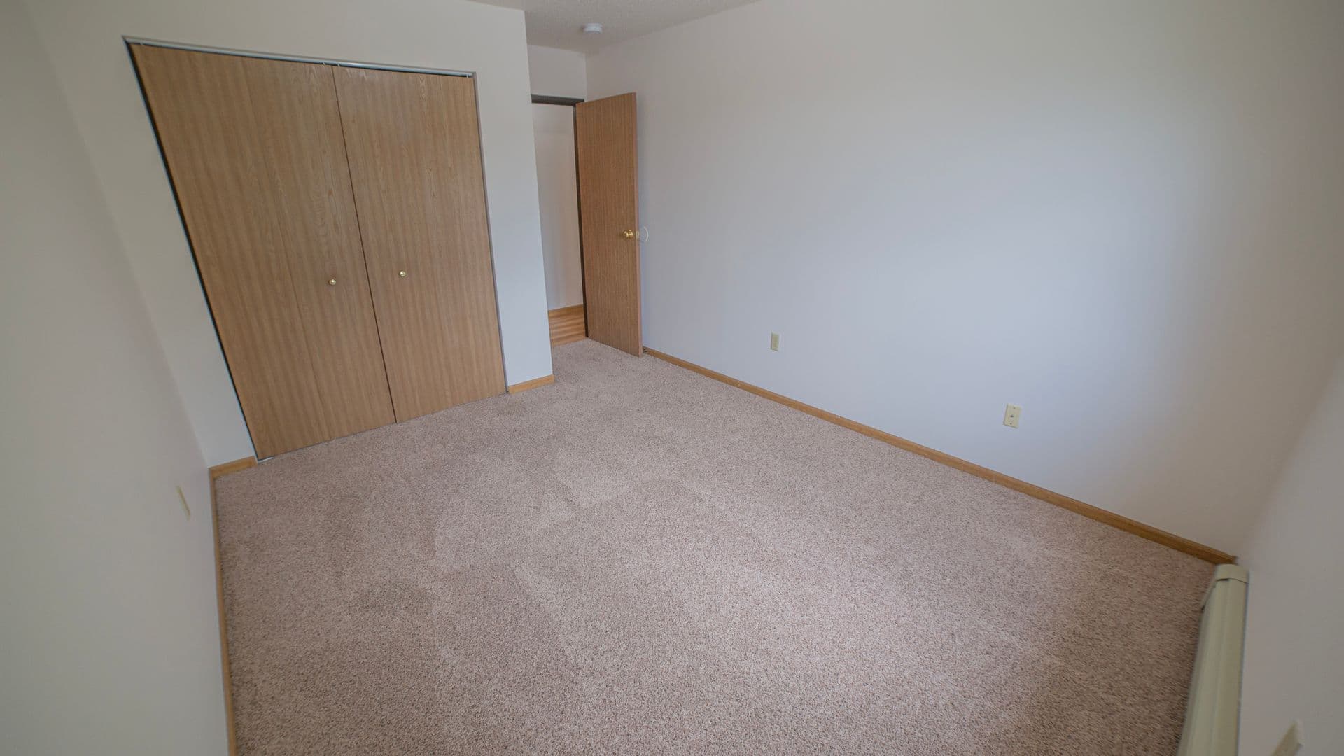 Fargo Apartment: 3100-3120 33rd St S