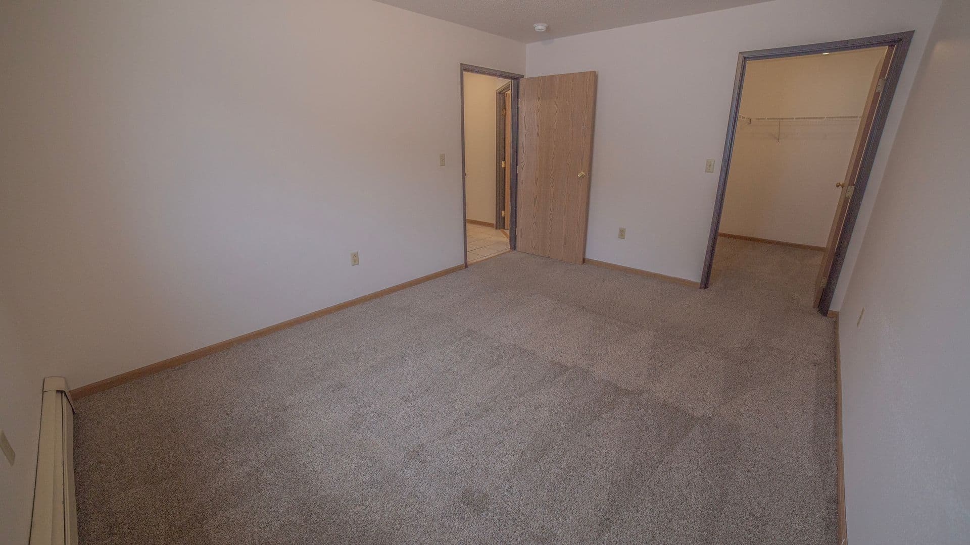 Fargo Apartment: 3100-3120 33rd St S