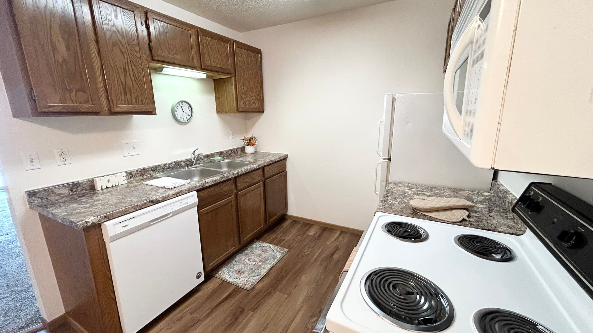 Fargo Apartment: 1414 35th Street South