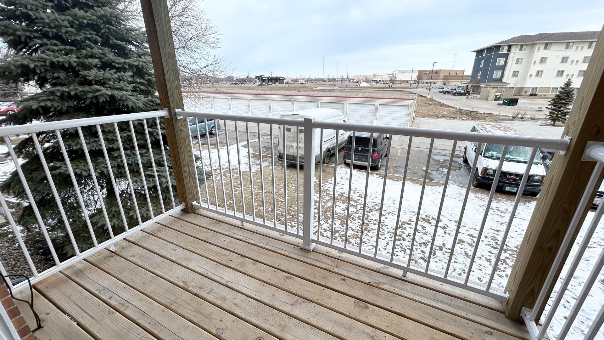 Fargo Apartment: 1717 40th St. SW