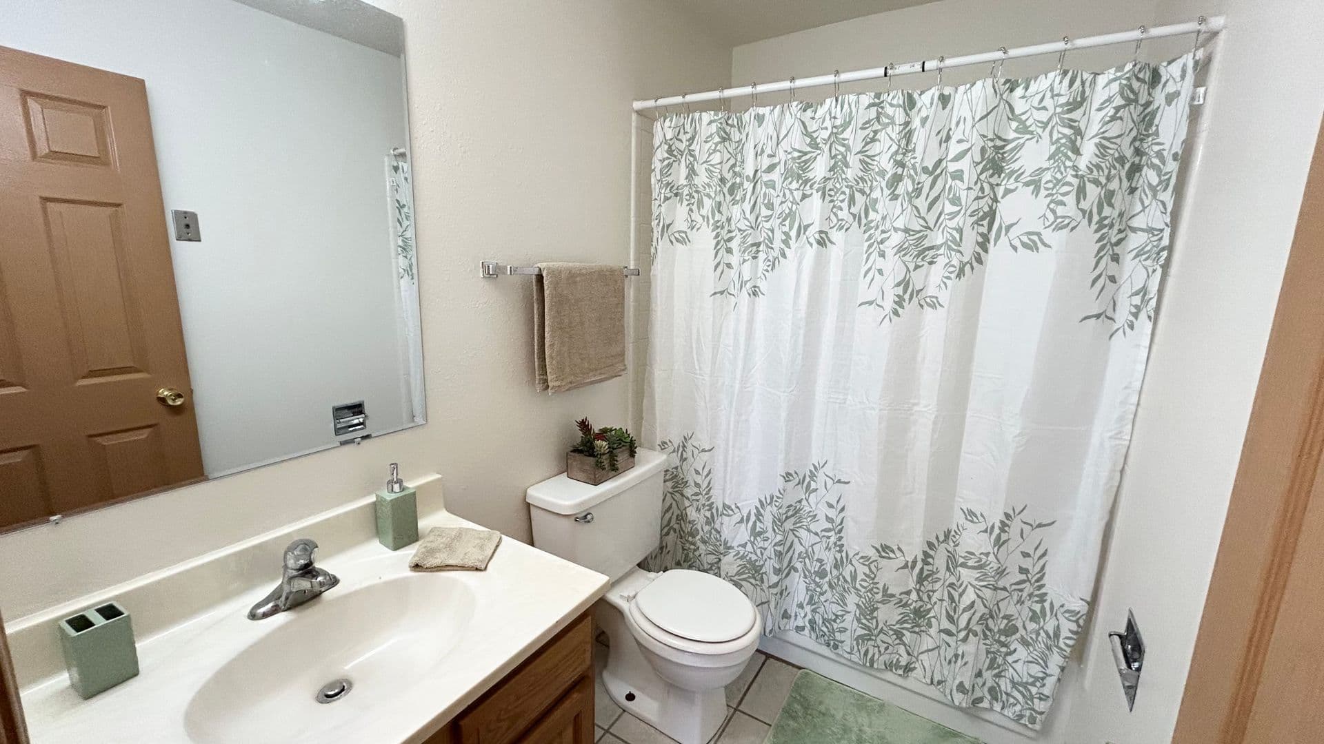 Fargo Apartment: 2542 Villa Dr S
