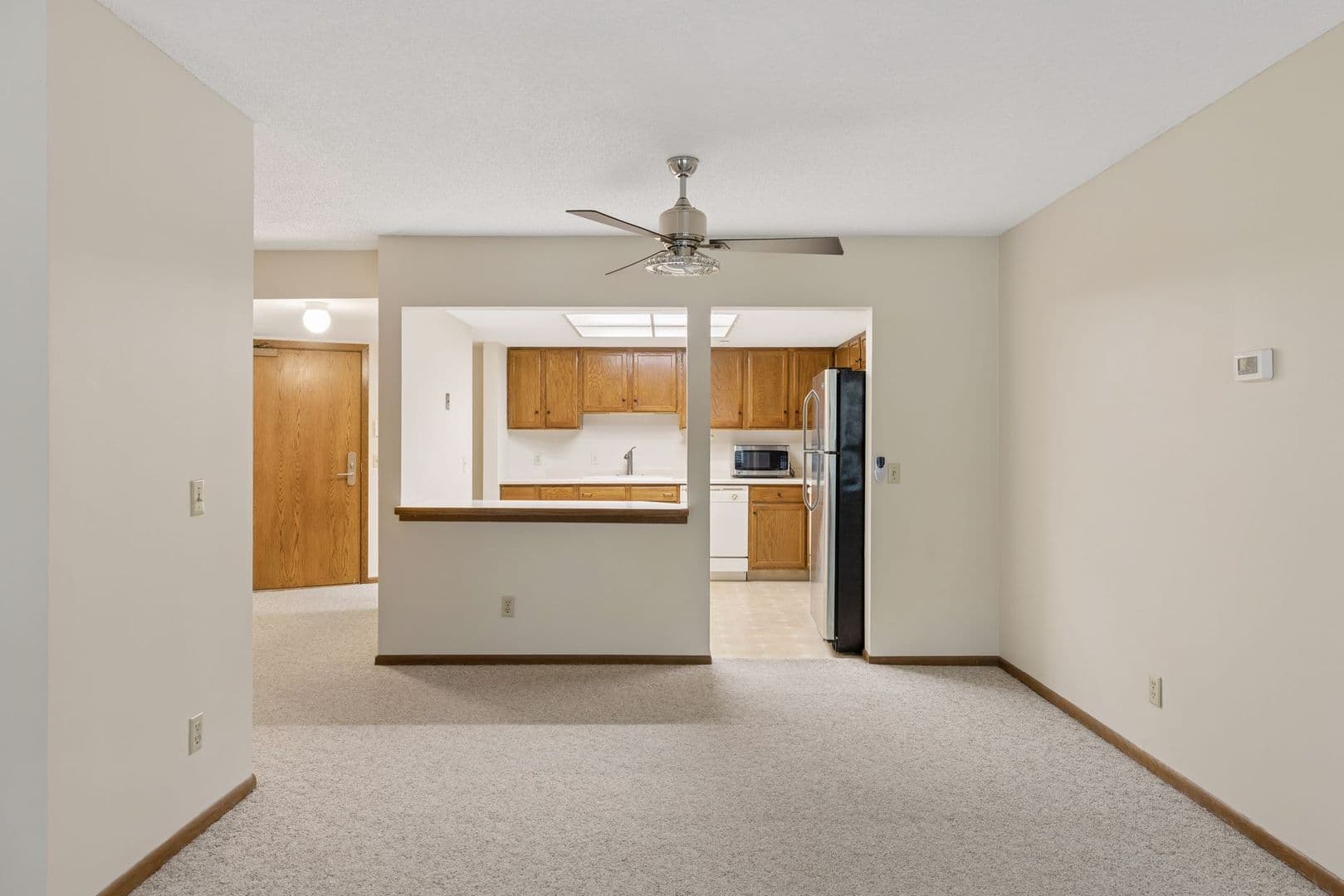 Excelsior Apartment: 603 Lake St