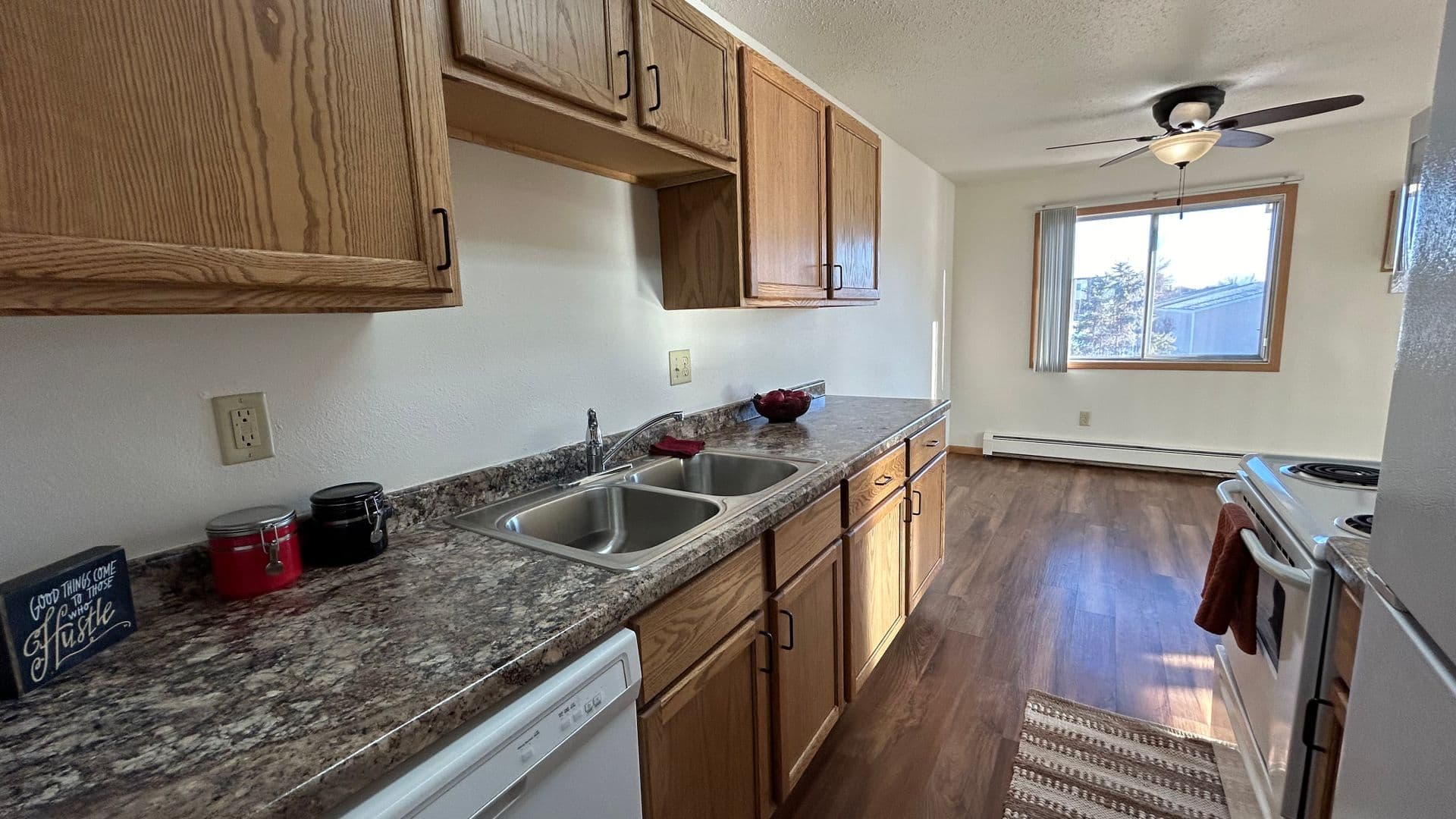Fargo Apartment: 2542 Villa Dr S