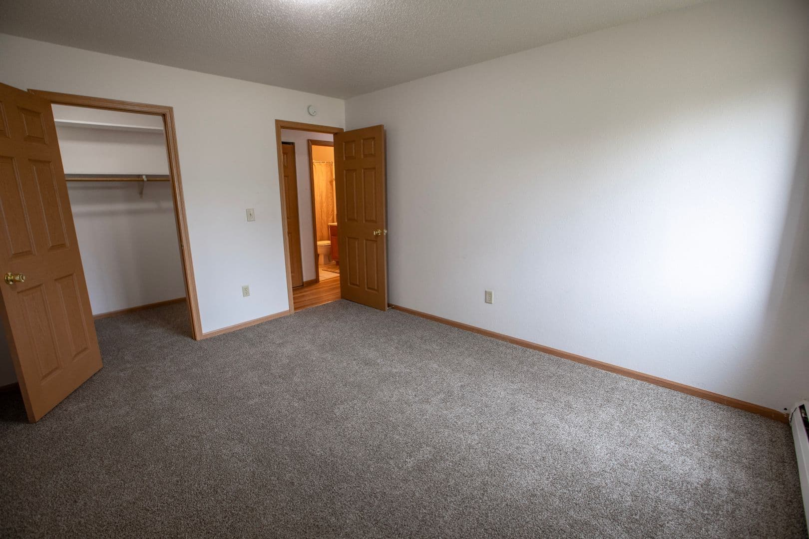 Fargo Apartment: 2542 Villa Dr S