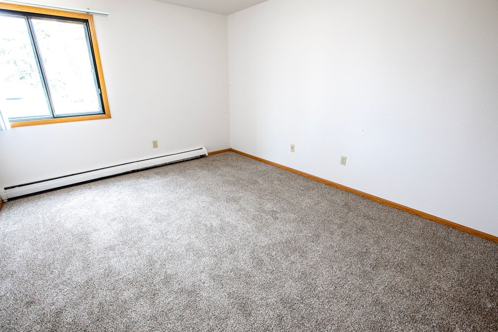 Fargo Apartment: 2542 Villa Dr S