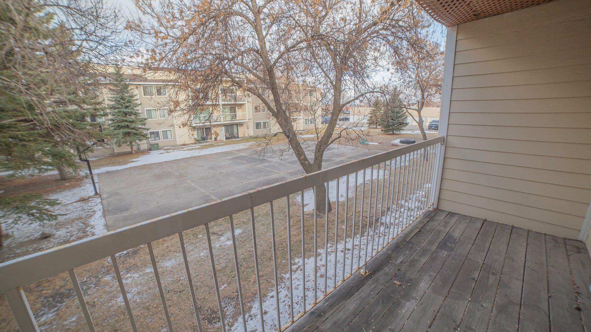 Fargo Apartment: 2542 Villa Dr S