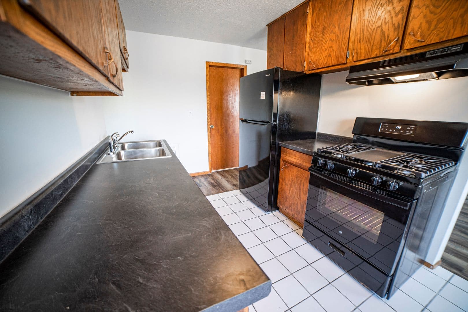 Northfield Apartment: 710-740 N. Highway 3