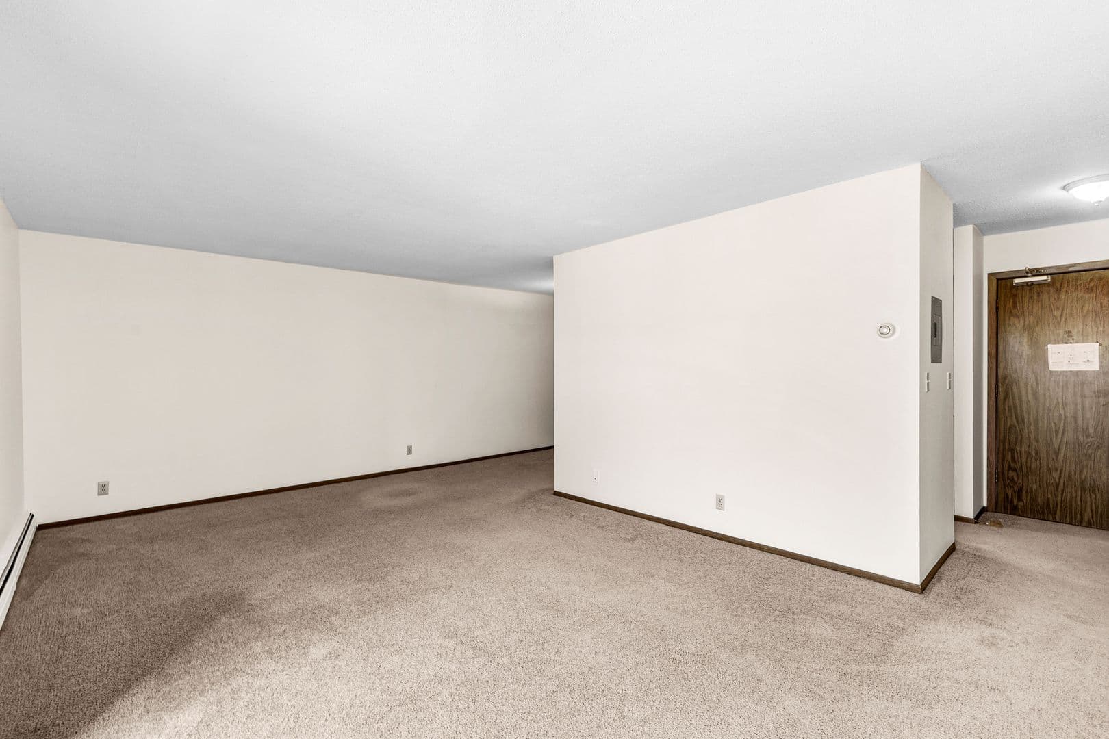 Duluth Apartment: 502 N. Oak Bend Dr