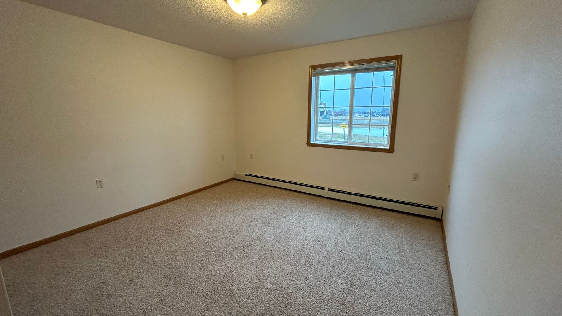 Moorhead Apartment: 800-810 41st Ave South