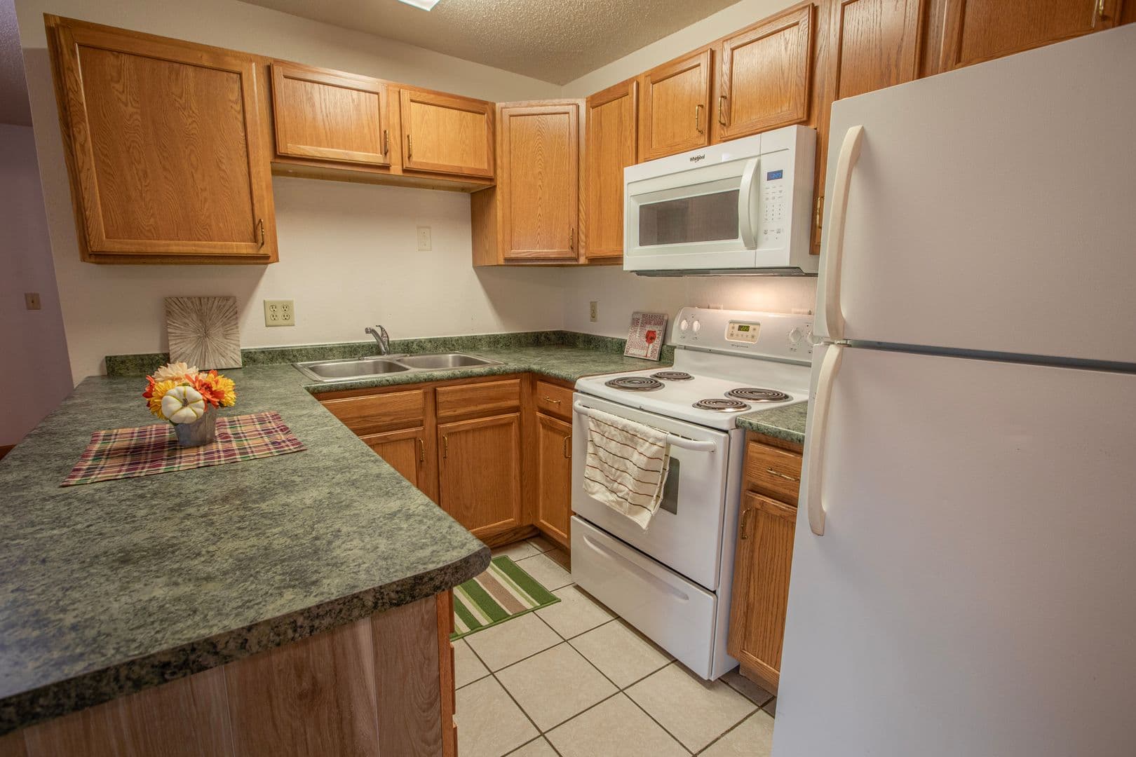 Fargo Apartment: 2542 Villa Dr S