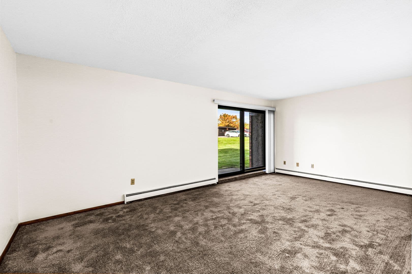 Duluth Apartment: 502 N. Oak Bend Dr