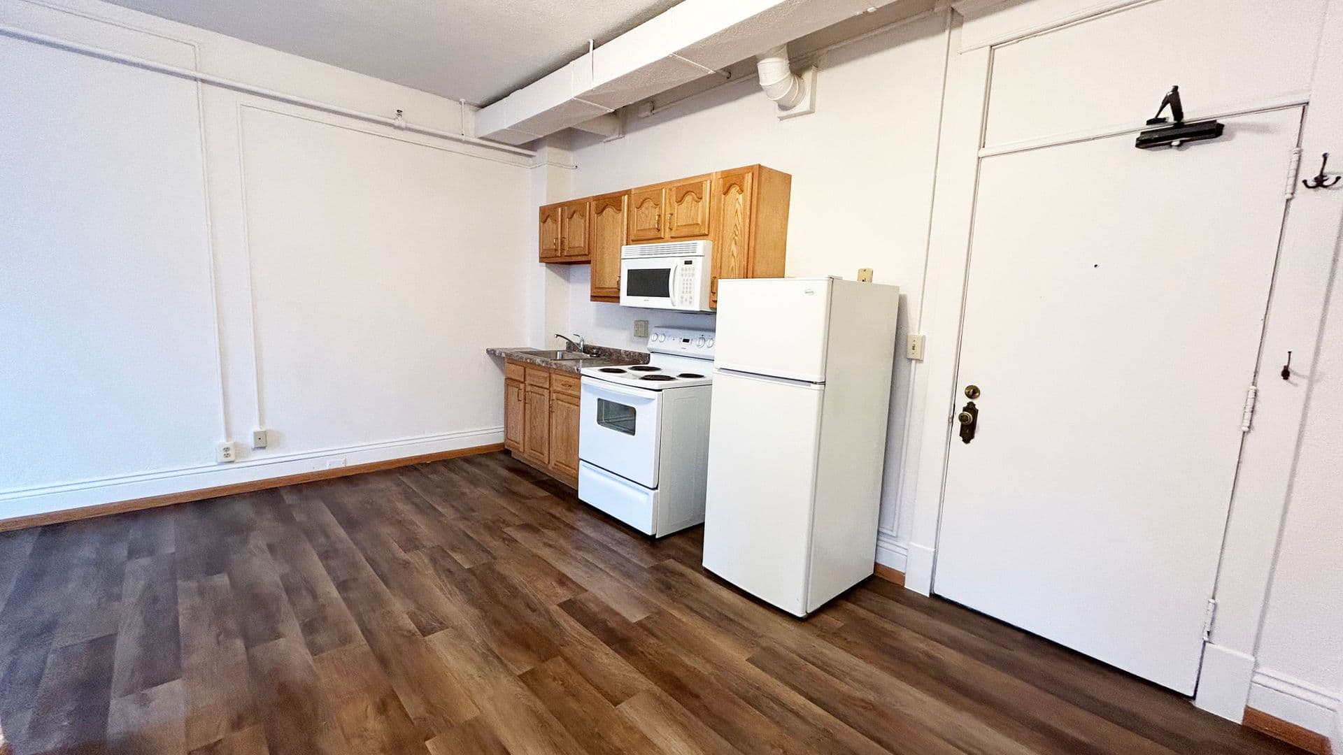 Fargo Apartment: 26 Robert St N.