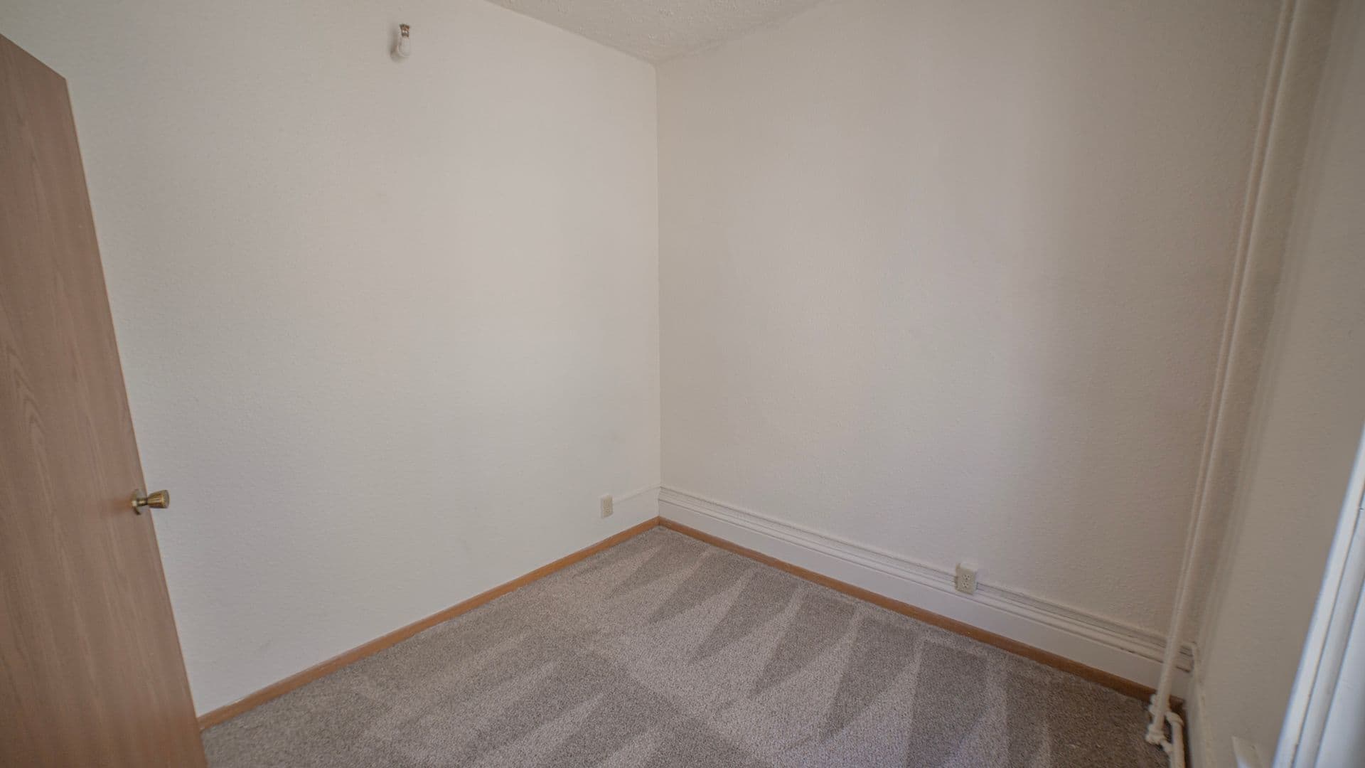 Fargo Apartment: 26 Robert St N.