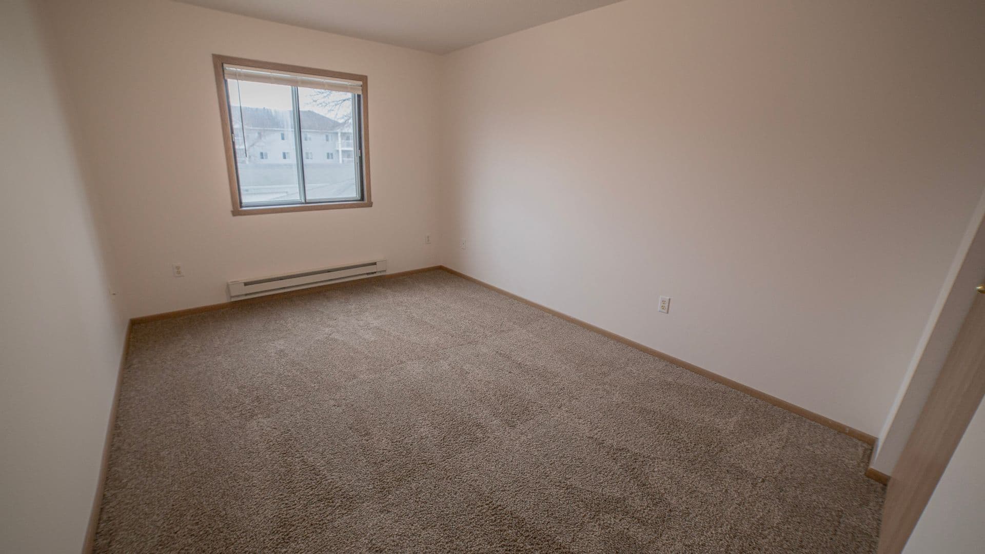 Fargo Apartment: 1710-1730 49th St S
