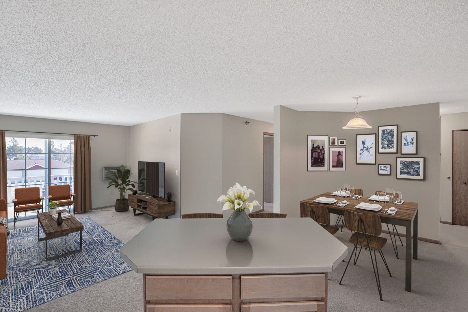 Cloquet Apartment: 910 S Oak Street