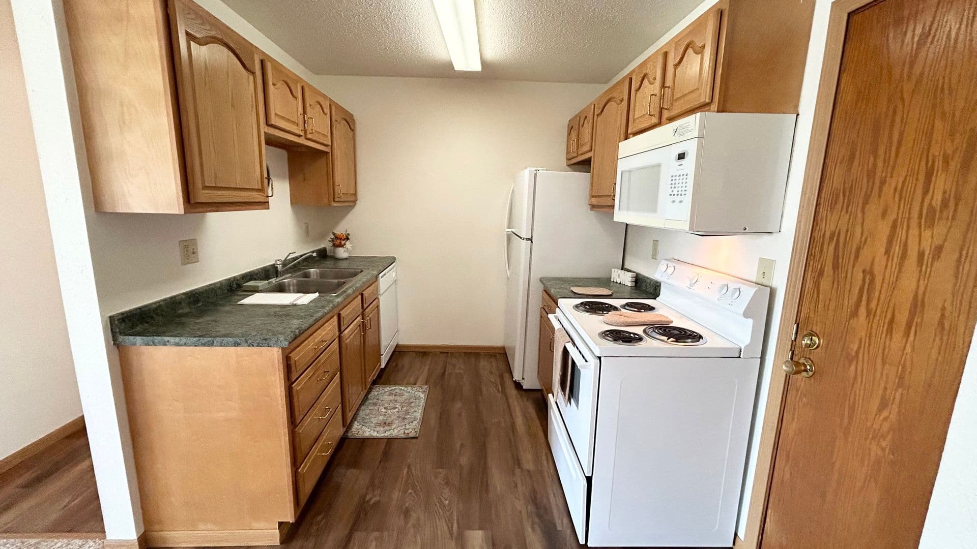 Fargo Apartment: 2542 Villa Dr S