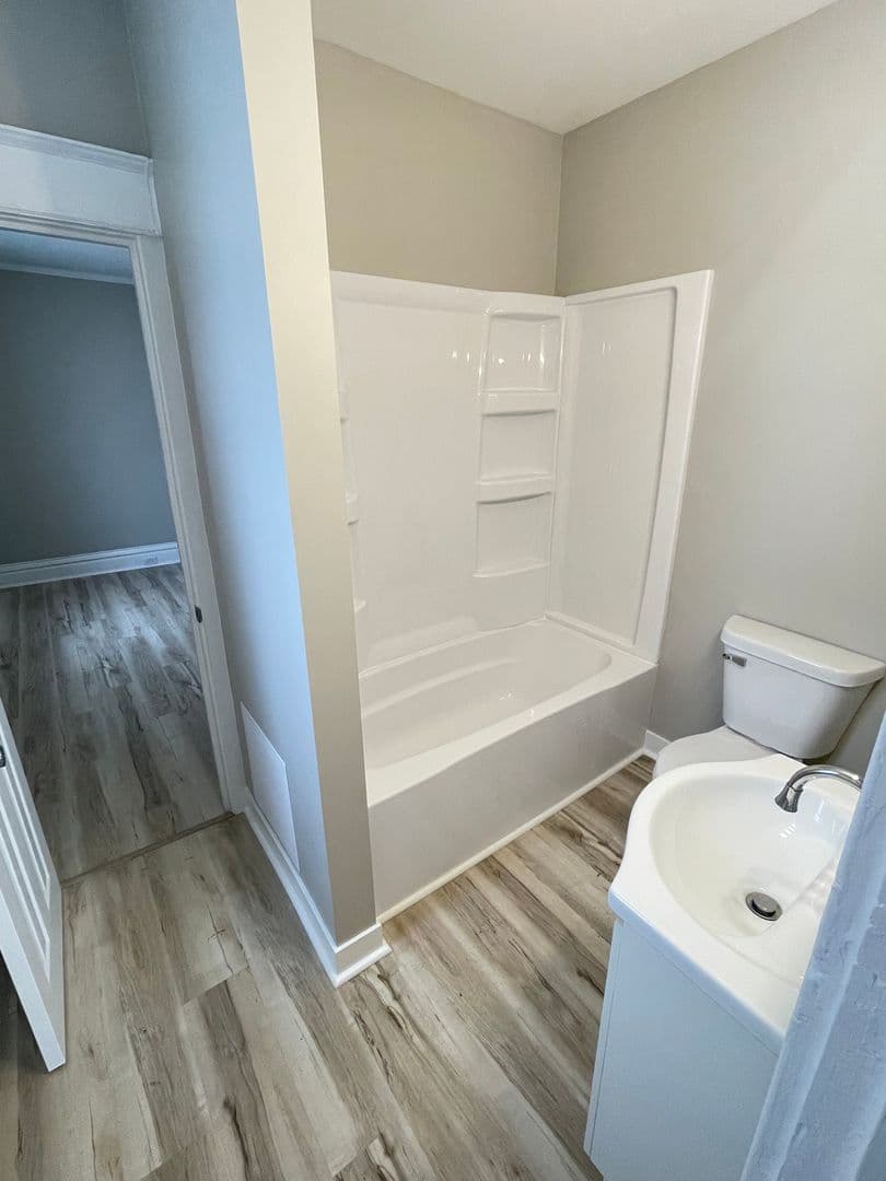 Duluth Apartment: 611 E 6th St