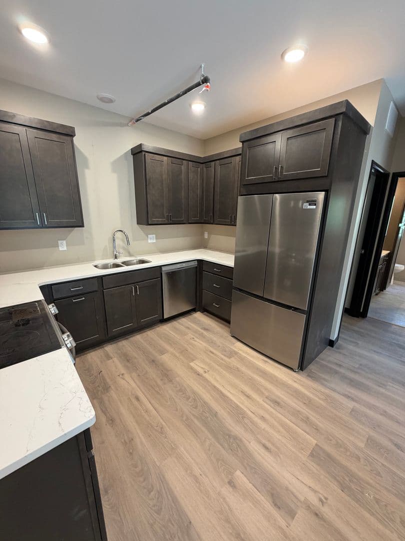 Duluth Apartment: 4898 Stavanger Rd