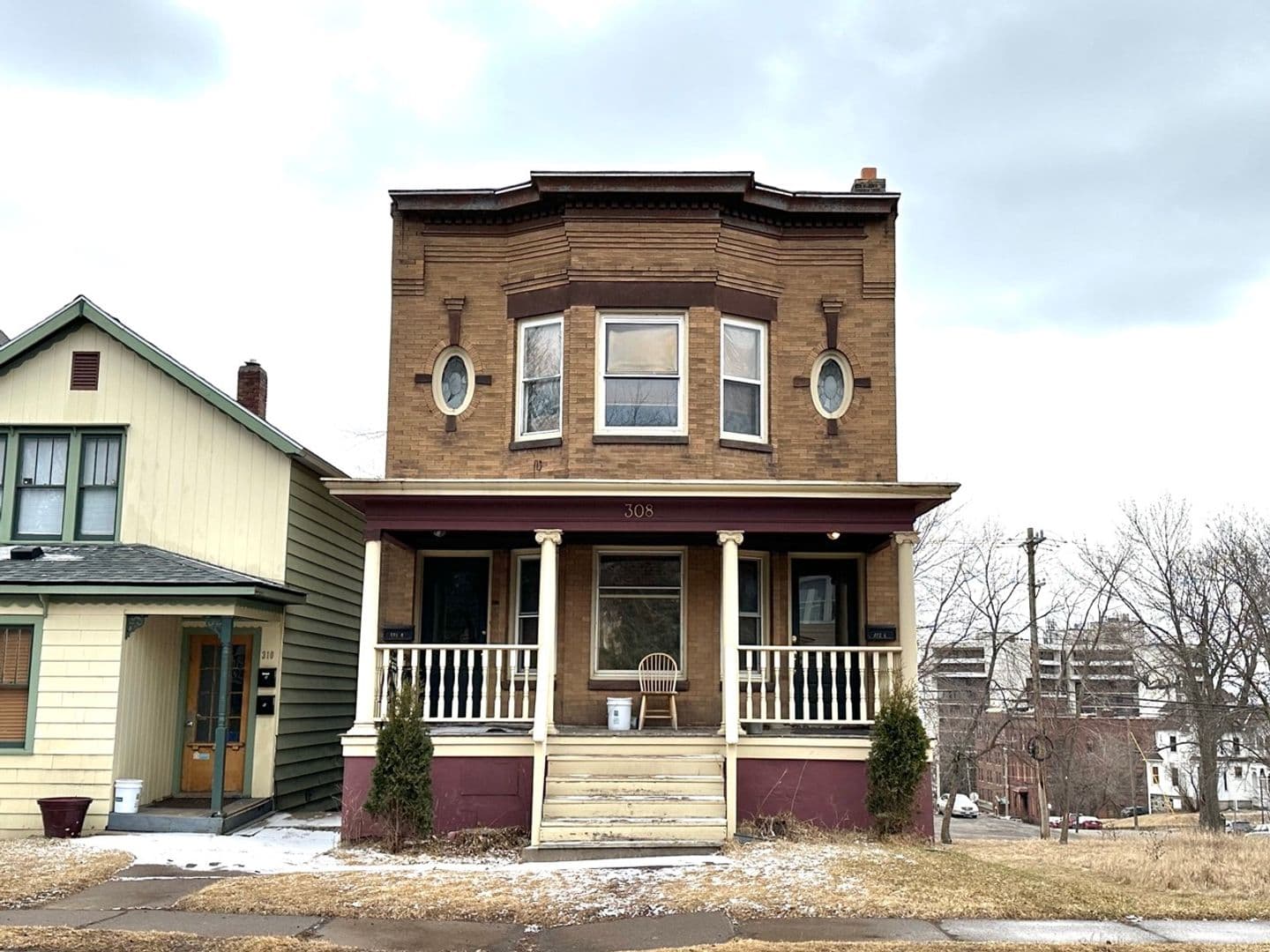Duluth Apartment: 308 E 5th St