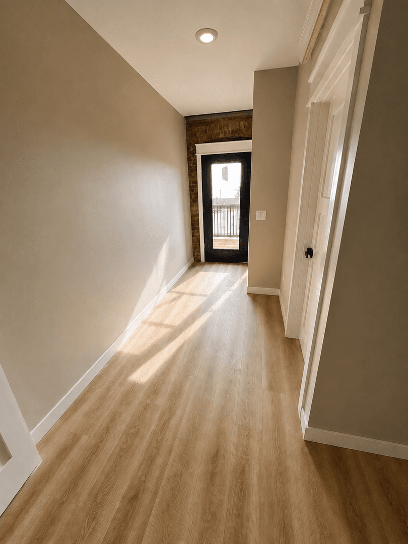 Duluth Apartment: 627 E 4th Street
