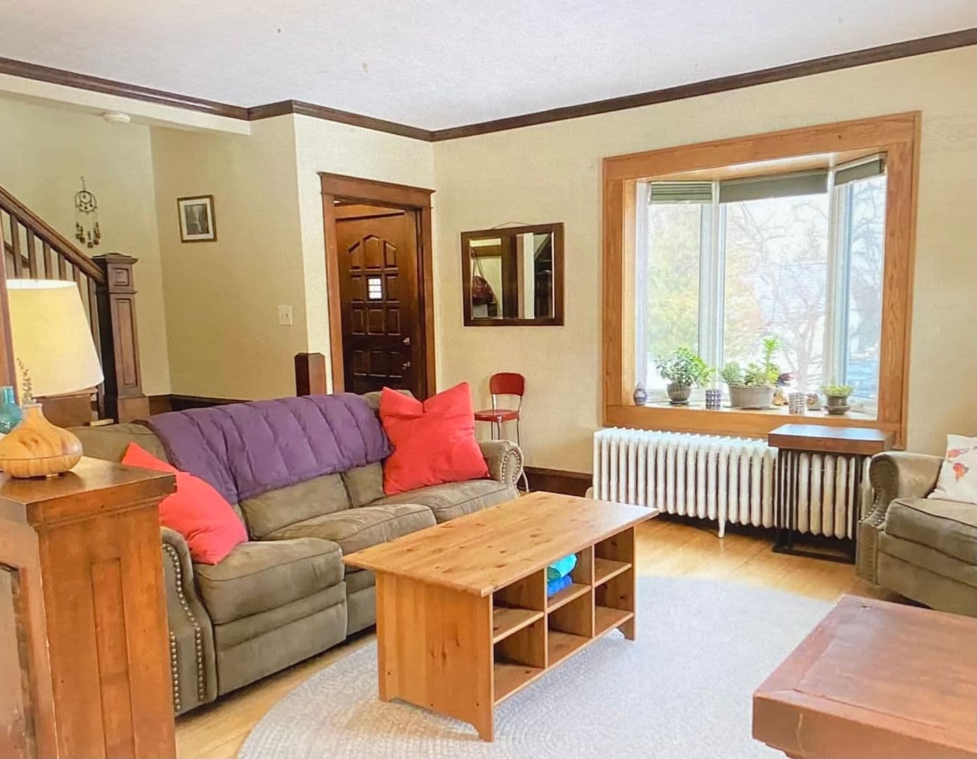 Duluth House: 123 East Winona Street