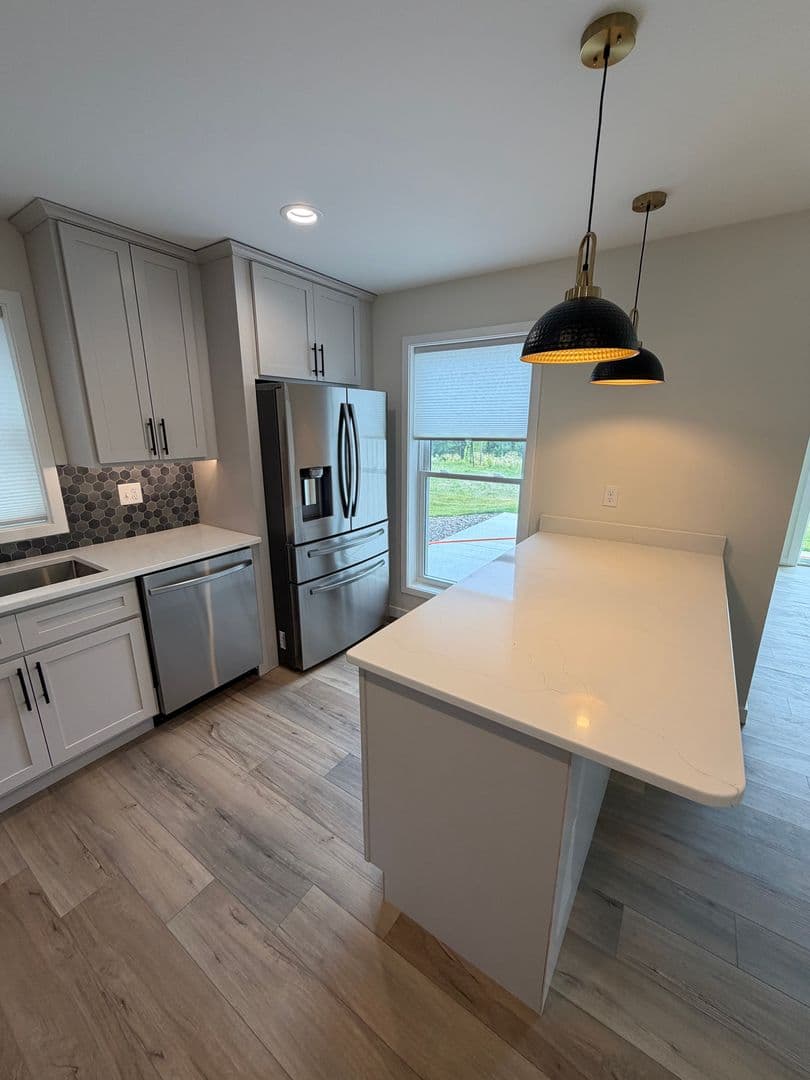 Duluth House: 2104 Cottage Hill