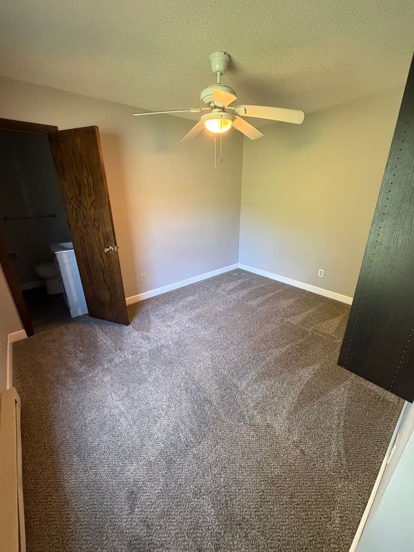 Duluth Apartment: 4729 McCulloch St